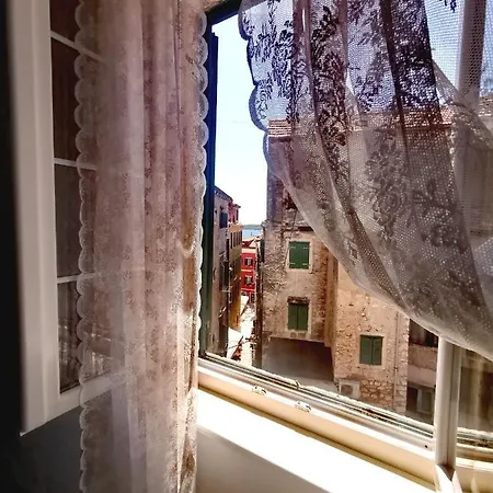 L&l Royal Pensión Šibenik