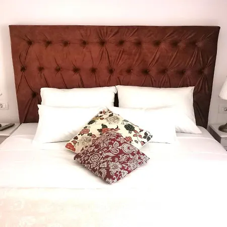 L&l Royal Guest house 4*
