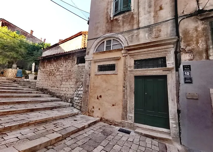 Guest house L&l Royal 4*